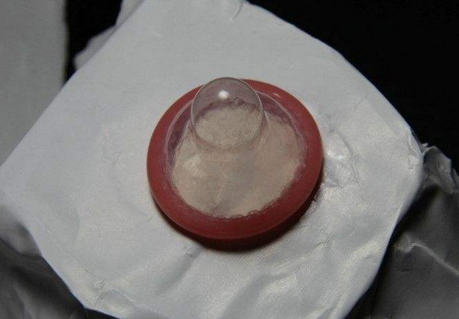 北京丝足会所告诉你硅油避孕套有什么危害
